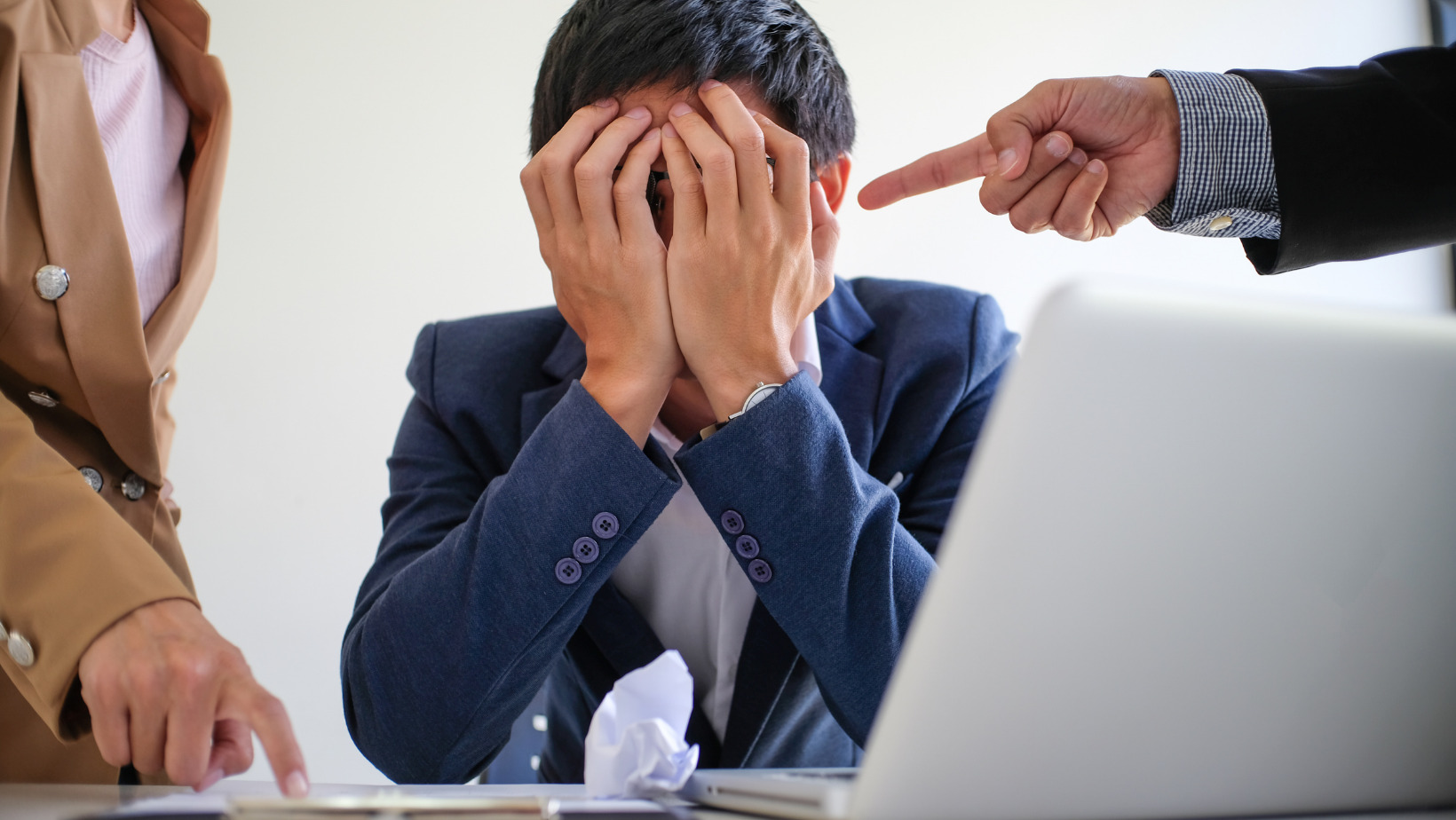 Workplace Bullying & Harassment What's the Difference