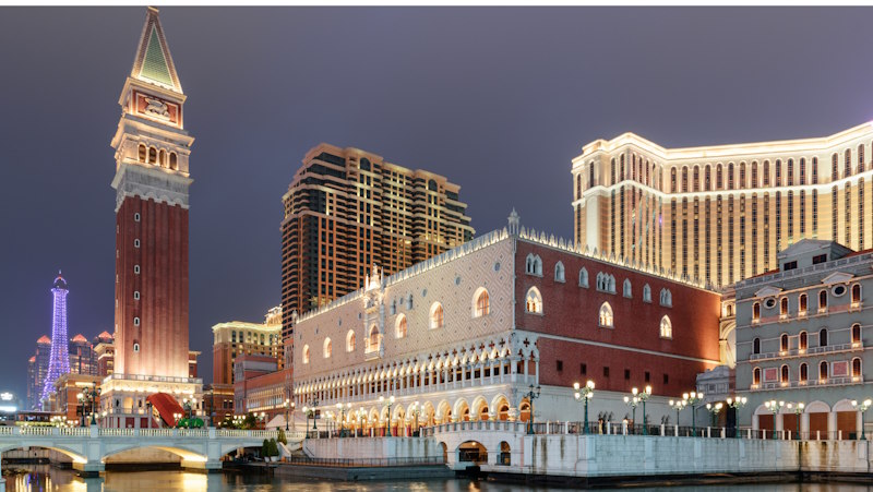 EEOC Lawsuit: Las Vegas Resort Settles Religious Discrimination Violation blog image